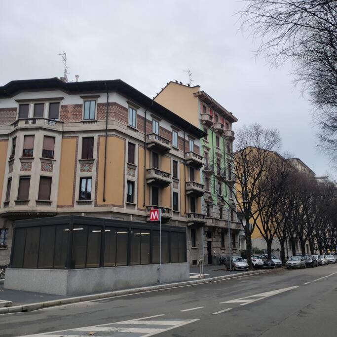 Apartamento Monolocale Intimo Con Terrazzino Milán Exterior foto