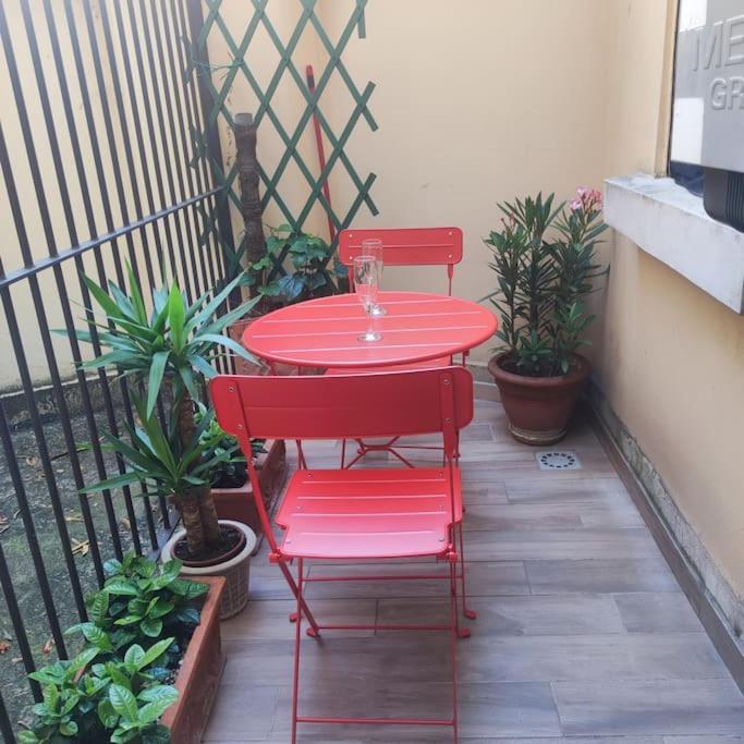 Apartamento Monolocale Intimo Con Terrazzino Milán Exterior foto